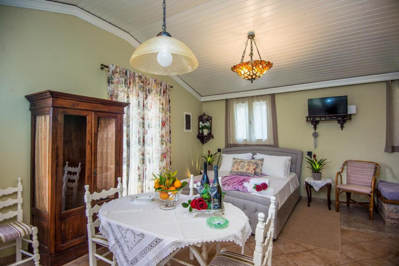 Villa Aelia - A Peaceful And Private Place Аргостолион Экстерьер фото